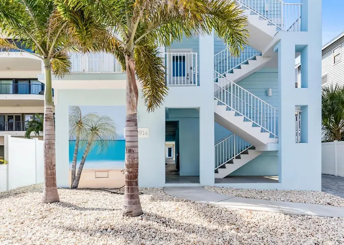Holiday home 4b Balcony Beachfront Access To Indian Rocks *