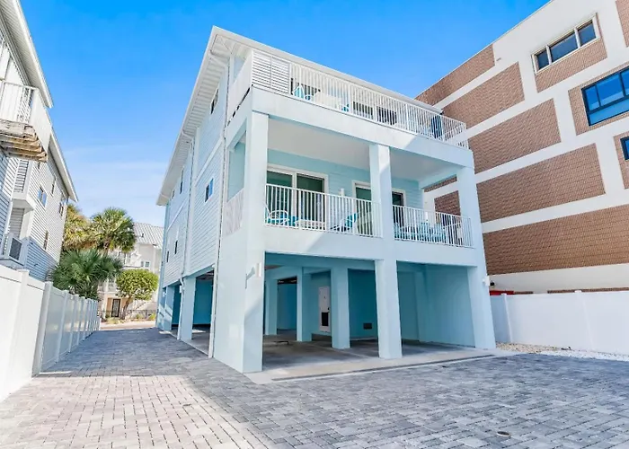 Holiday home 4b Balcony Beachfront Access To Indian Rocks *