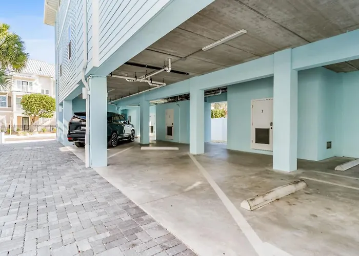 4b Balcony Beachfront Access To Indian Rocks
