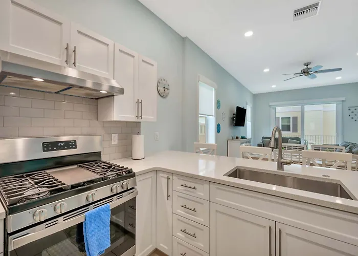 4b Balcony Beachfront Access To Indian Rocks Clearwater Beach